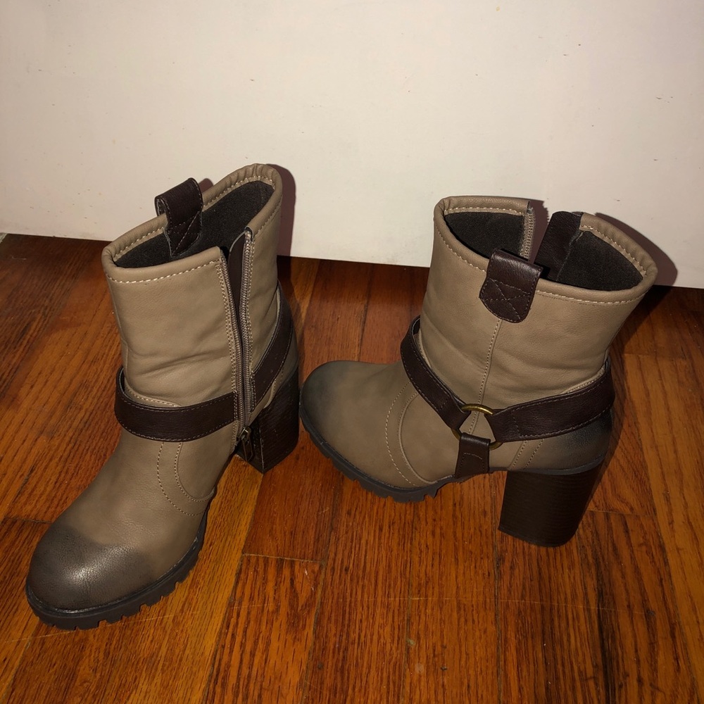 Women’s booties